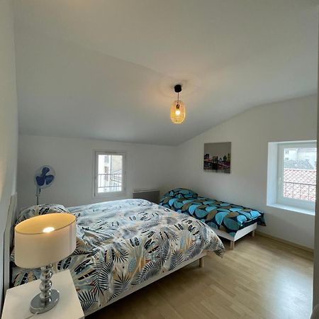 Superbe Appartement Avec 2 Chambres - 9 Personnes - Parking Prive 투르농쉬르론 외부 사진